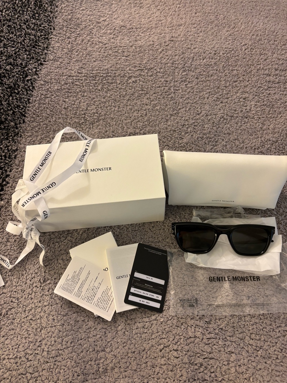 GENTLE MONSTER Hovo Sunglasses